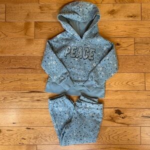 Carters 5t sweatshirt and sweatpants set
